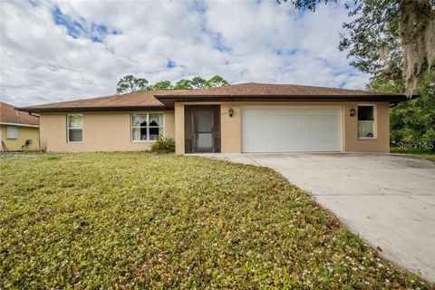 A home in PORT CHARLOTTE