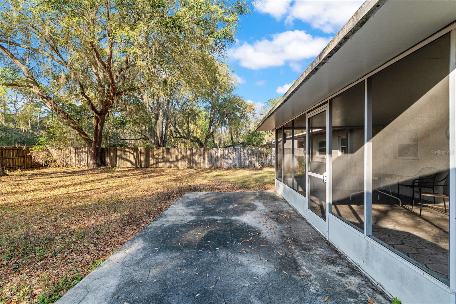 BRIARWOODLAND - Residential