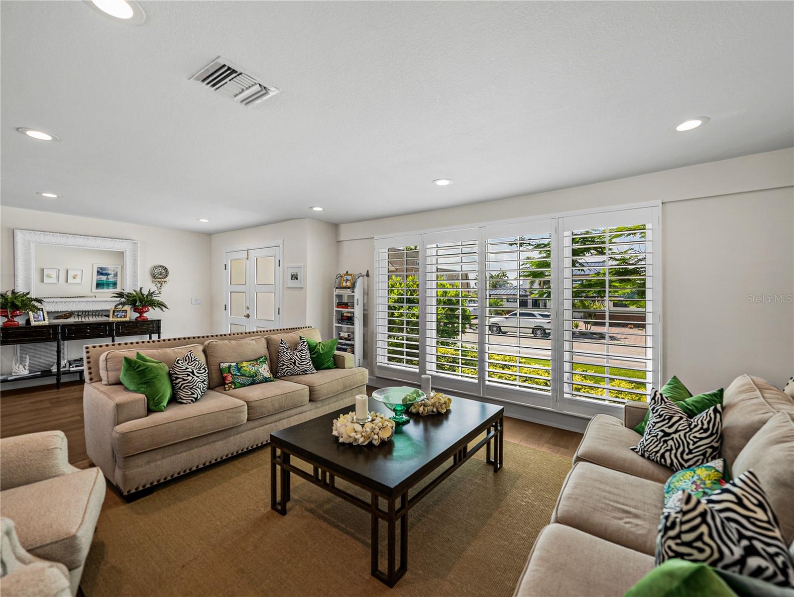 BAHIA SHORES 4TH ADD - Residential Lease