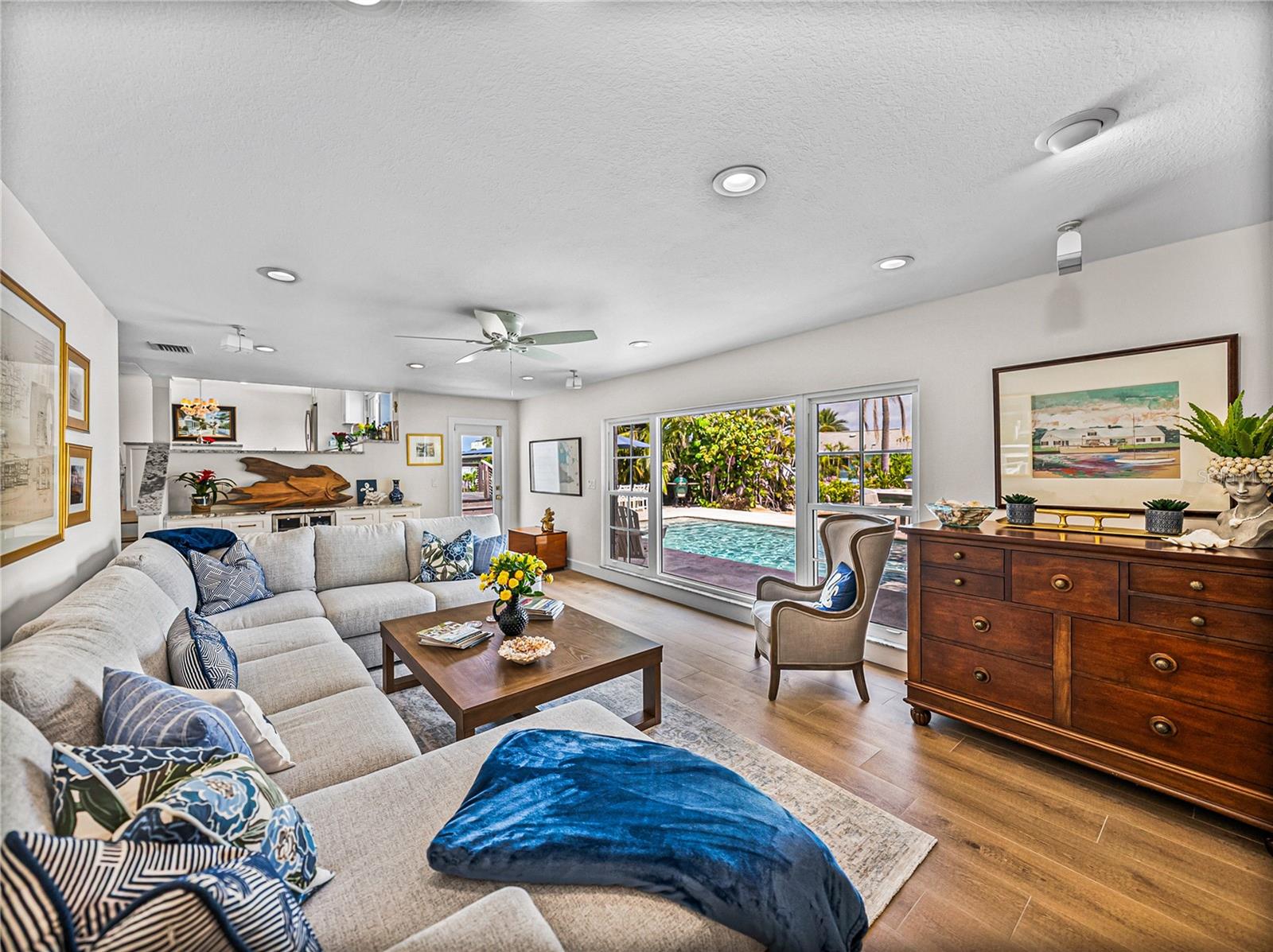 BAHIA SHORES 4TH ADD - Residential Lease