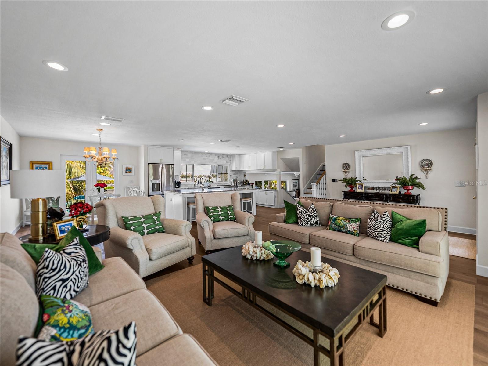 BAHIA SHORES 4TH ADD - Residential Lease