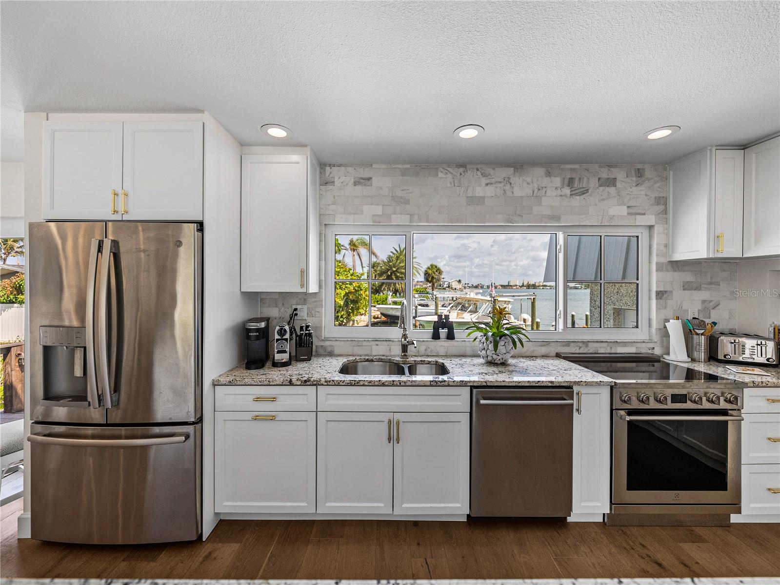 BAHIA SHORES 4TH ADD - Residential Lease