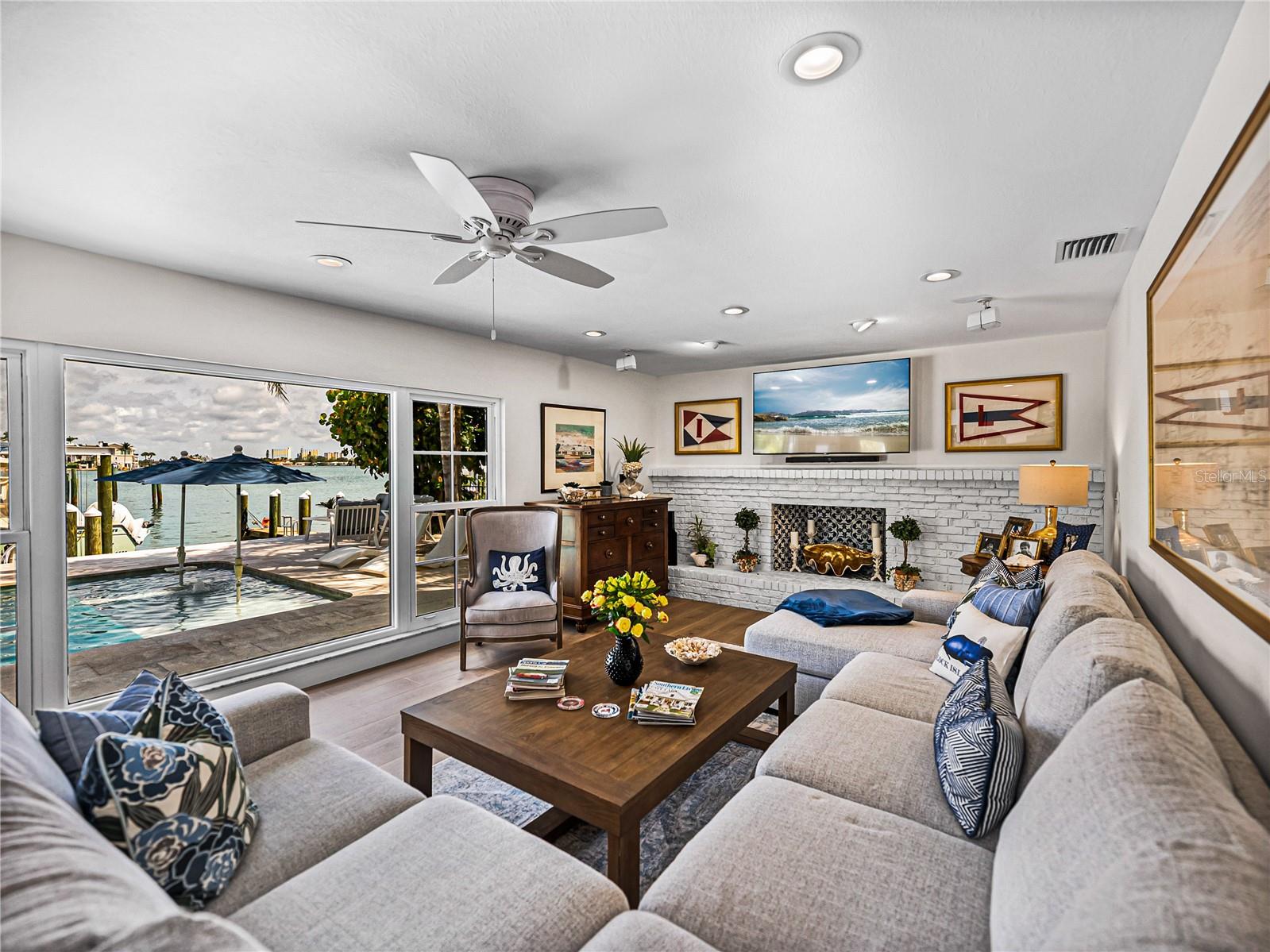 BAHIA SHORES 4TH ADD - Residential Lease