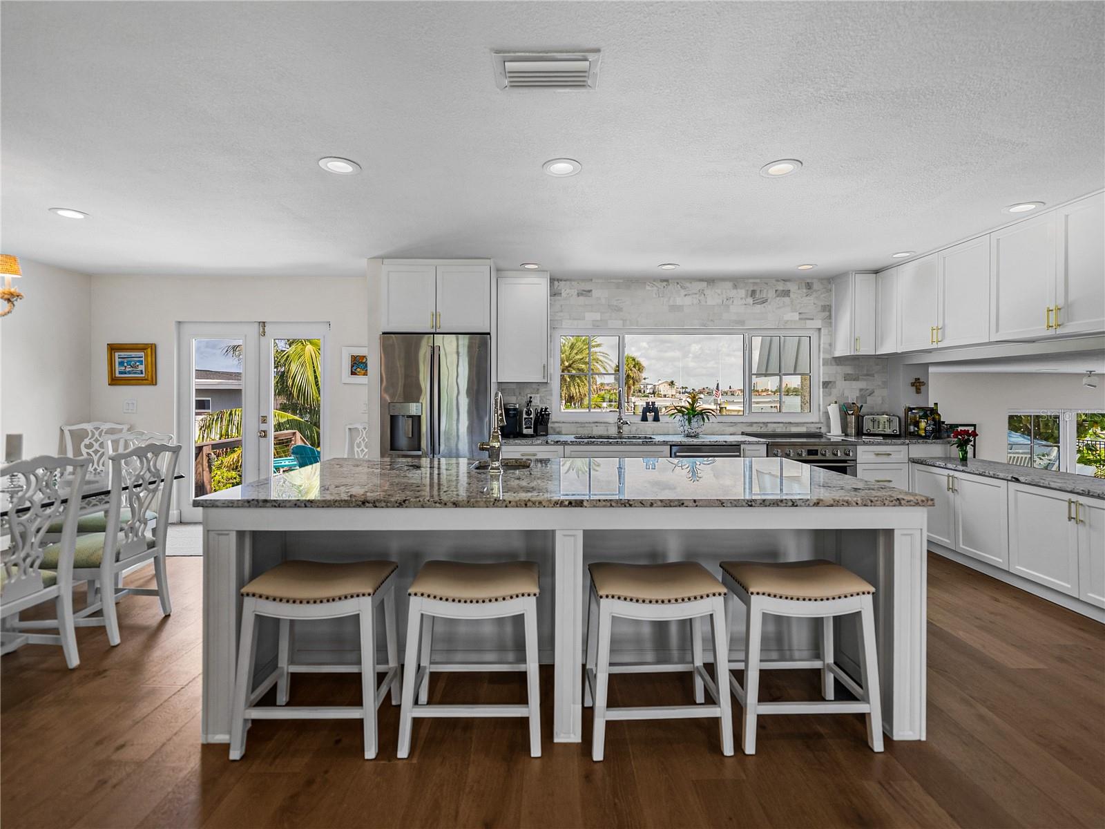 BAHIA SHORES 4TH ADD - Residential Lease