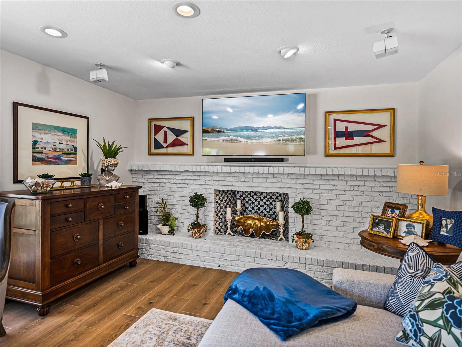 BAHIA SHORES 4TH ADD - Residential Lease