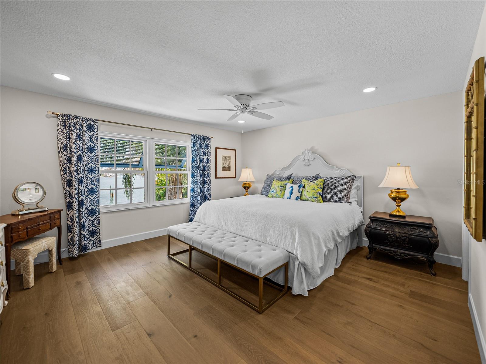 BAHIA SHORES 4TH ADD - Residential Lease