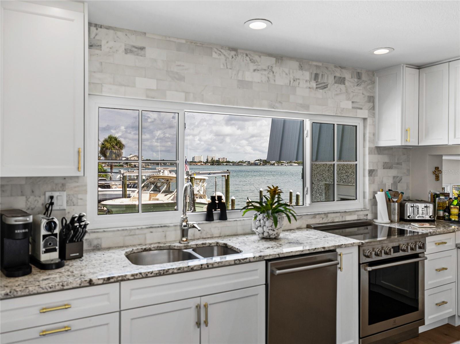 BAHIA SHORES 4TH ADD - Residential Lease