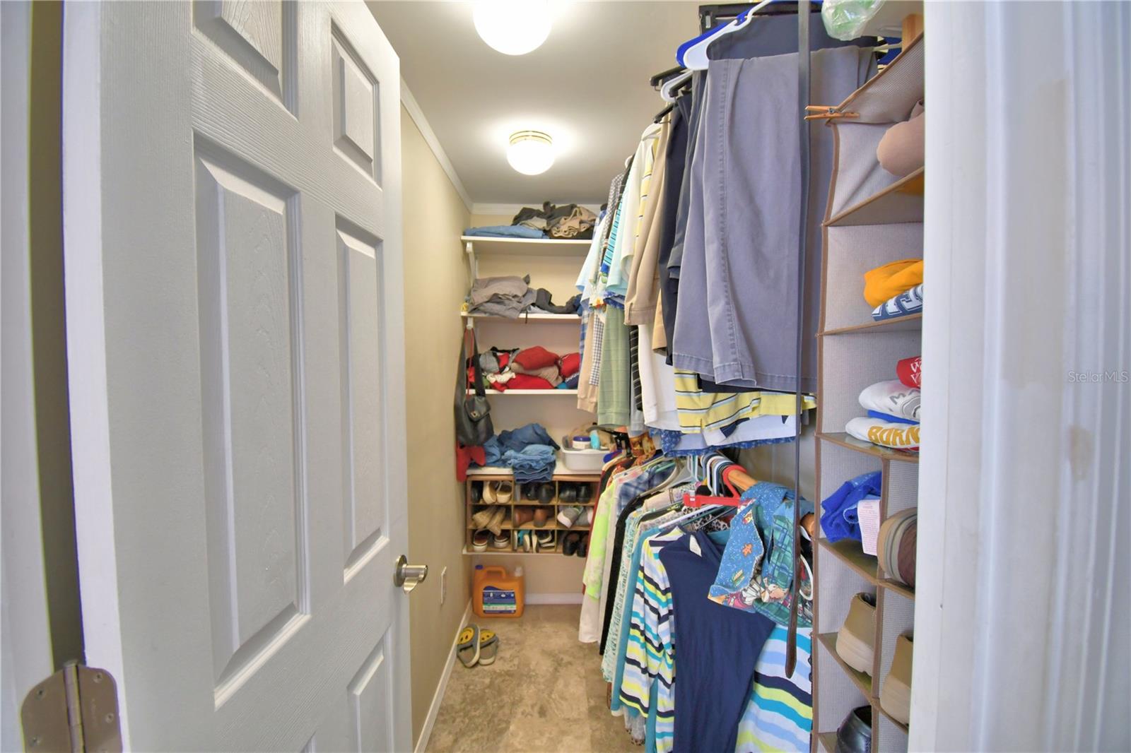 ARIANA SHORES MHP - Residential