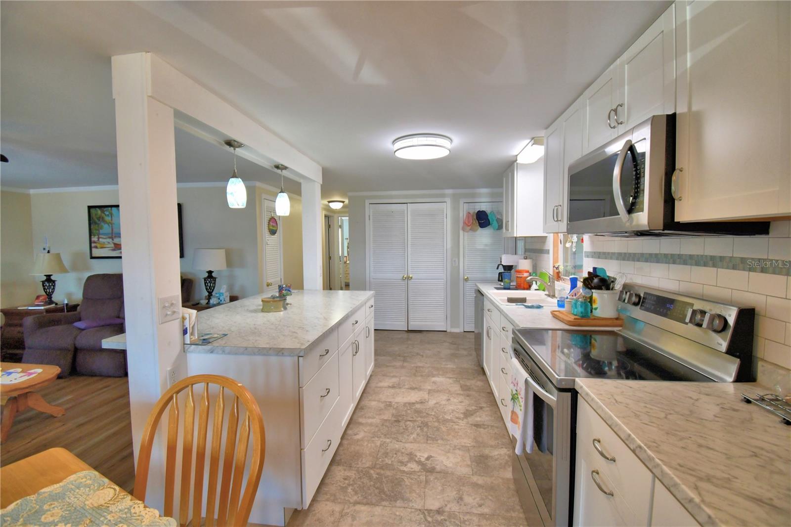 ARIANA SHORES MHP - Residential