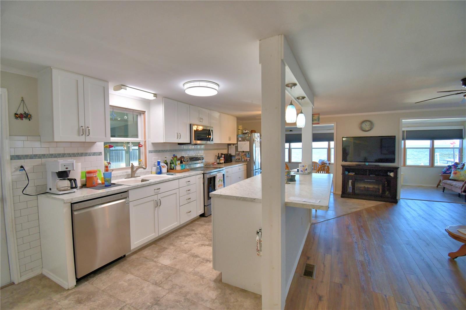 ARIANA SHORES MHP - Residential