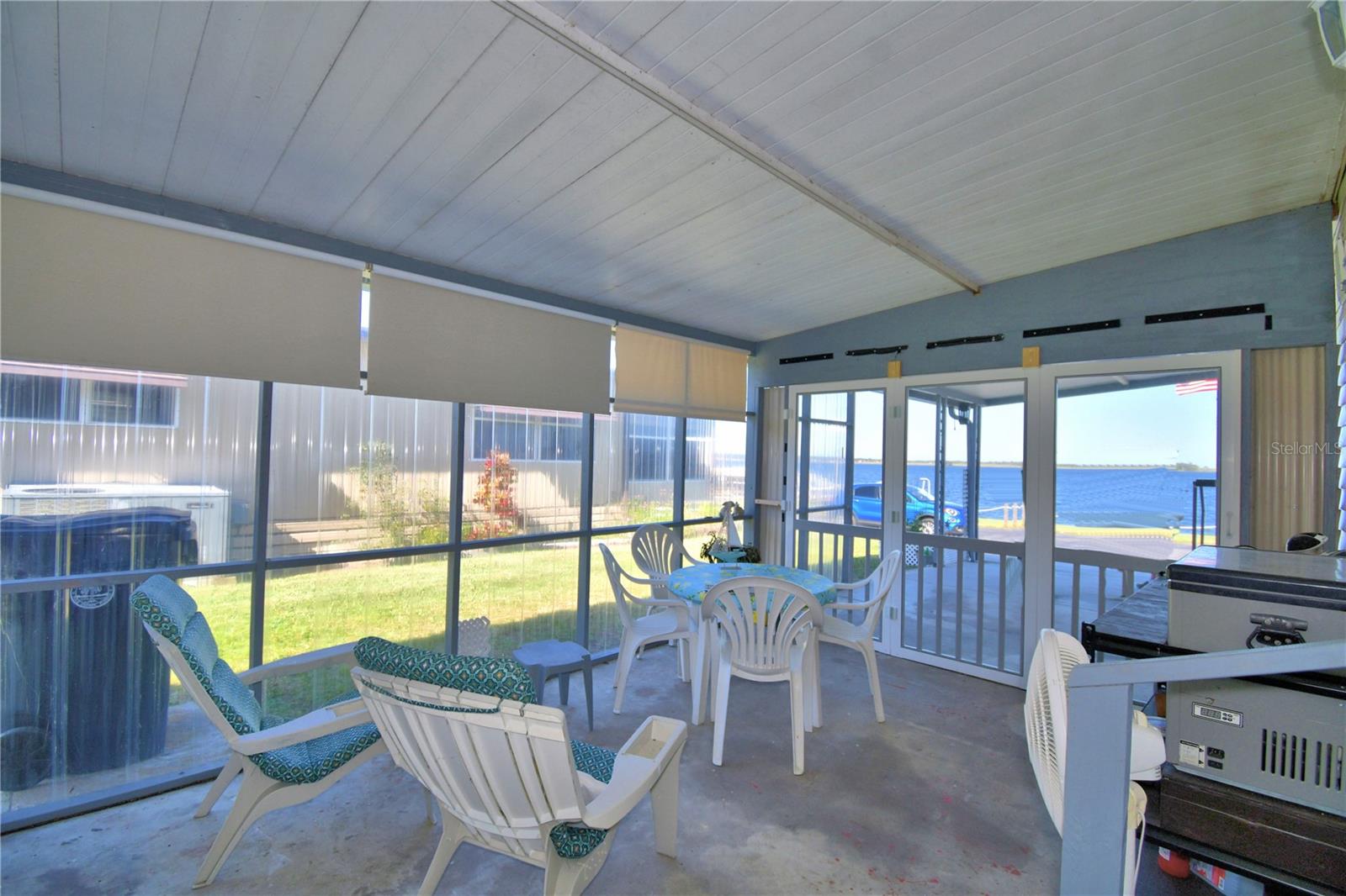 ARIANA SHORES MHP - Residential