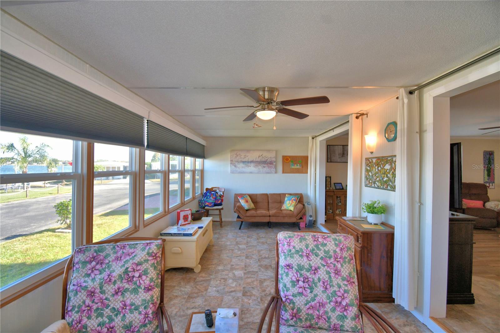 ARIANA SHORES MHP - Residential