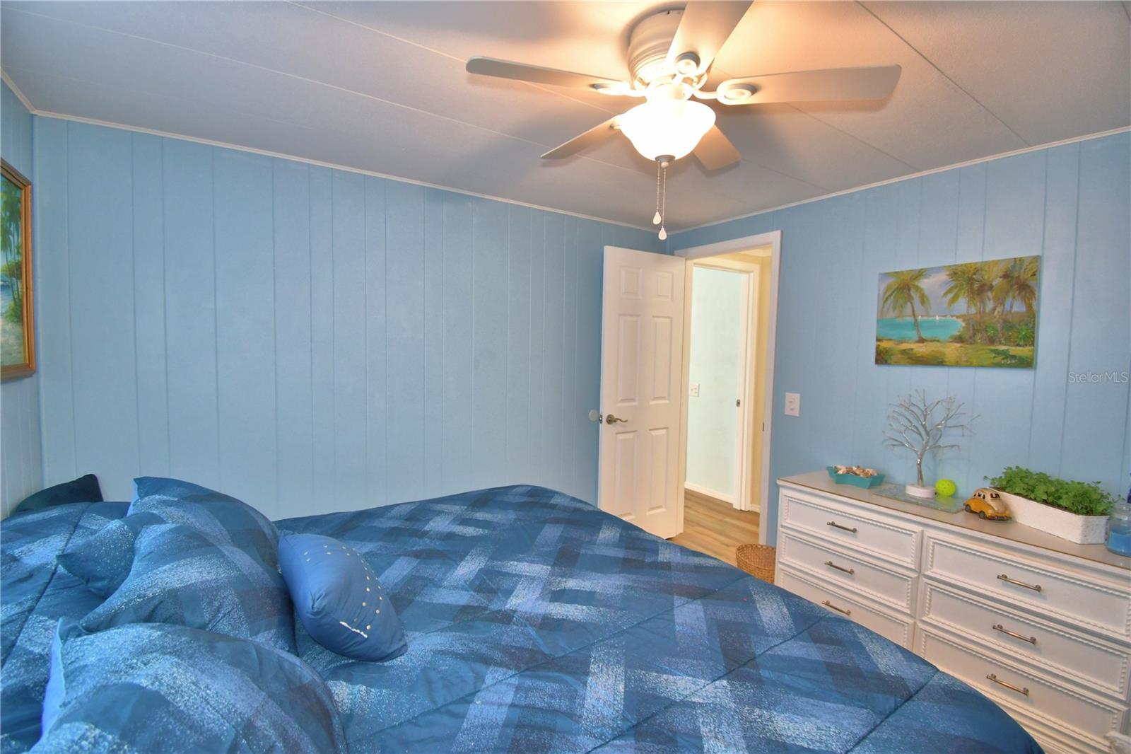 ARIANA SHORES MHP - Residential