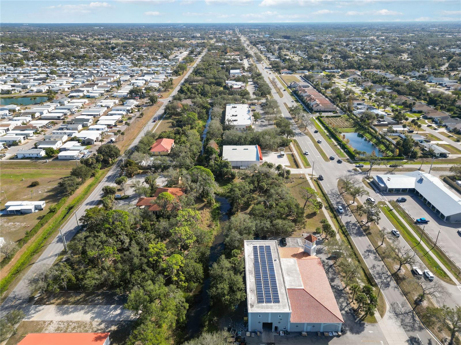 VENICE AVE COMM SUB - Land