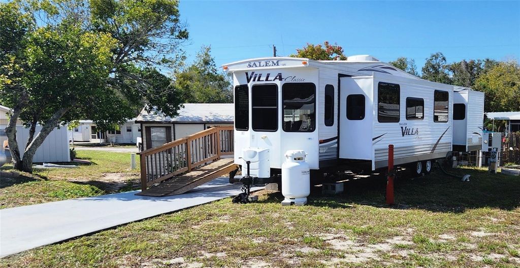 Photo of 9517 Black Bear Drive, Weeki Wachee, FL 34613 (MLS # W7880329)