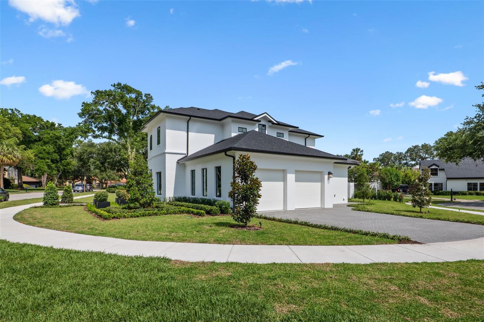 734 TERRA PLACE