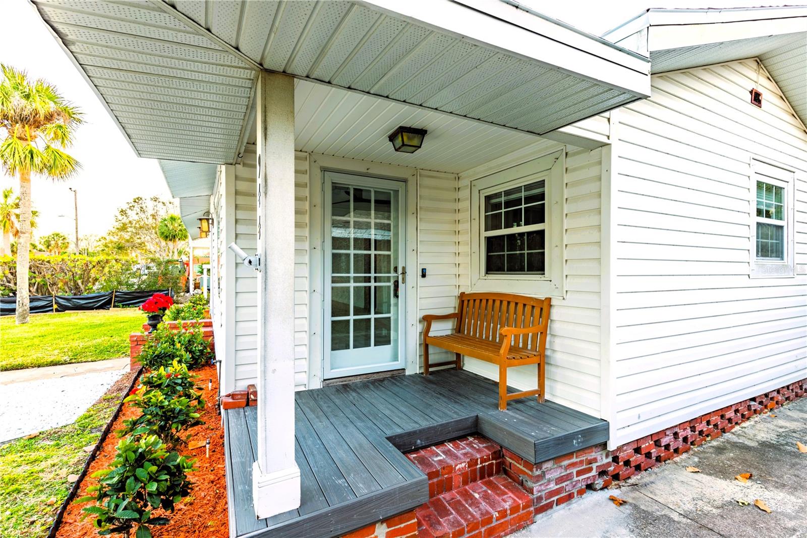 944 BRUCE AVENUE