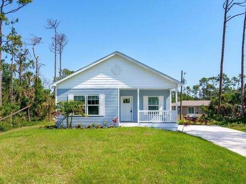 A home in PORT CHARLOTTE