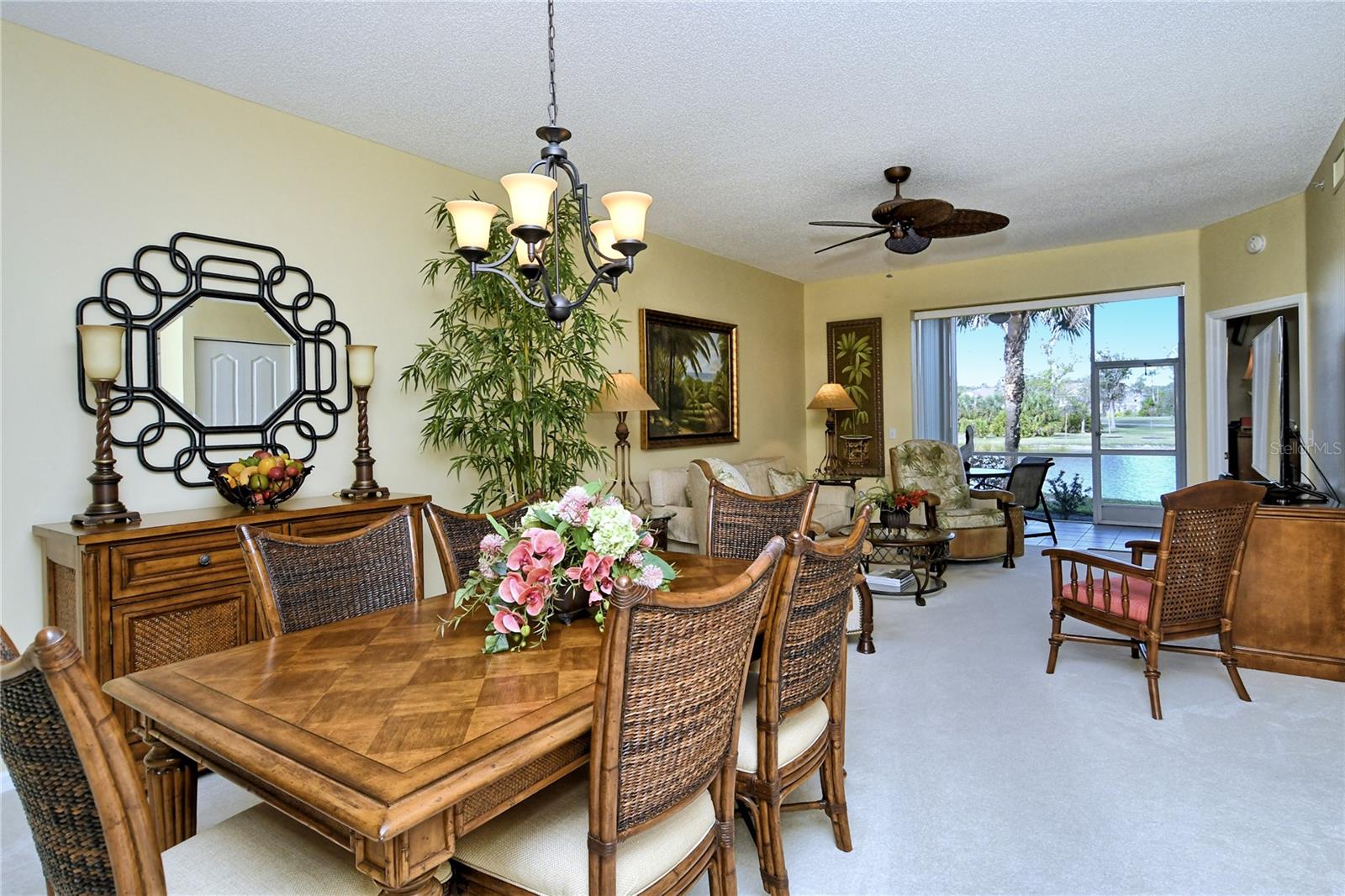 HERITAGE OAKS GOLF & COUNTRY CLUB - Residential