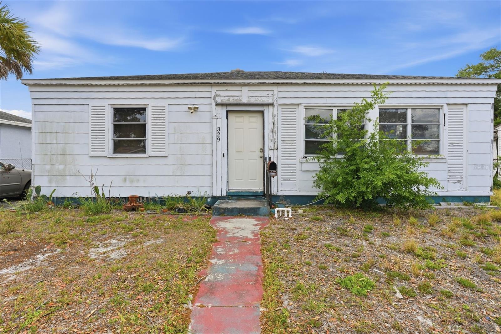 329 KINGSTON STREET S