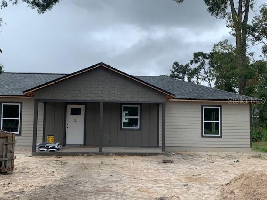 Under Construction. New construction, duplex, expected completion date 1/1/24!  Start the new year in a new home!  Open floor plan, high ceilings, luxury vinyl plank and tile, NO CARPET, stainless steel appliances.  Close to downtown High Springs and easy commute to Gainesville, Newberry or Lake City.  Come see for yourself!