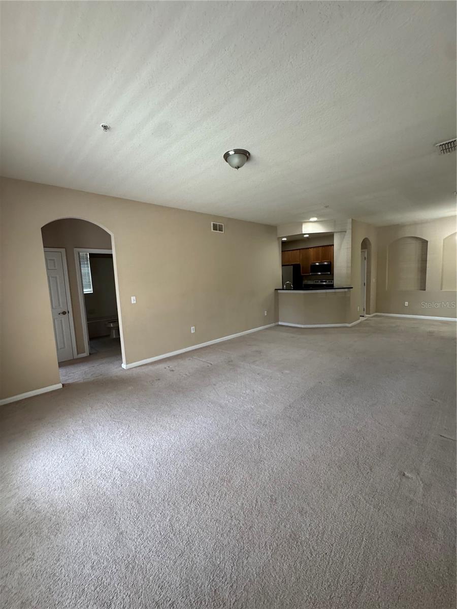 FLORA RIDGE CONDO PH 7 BLDG 12 - Residential