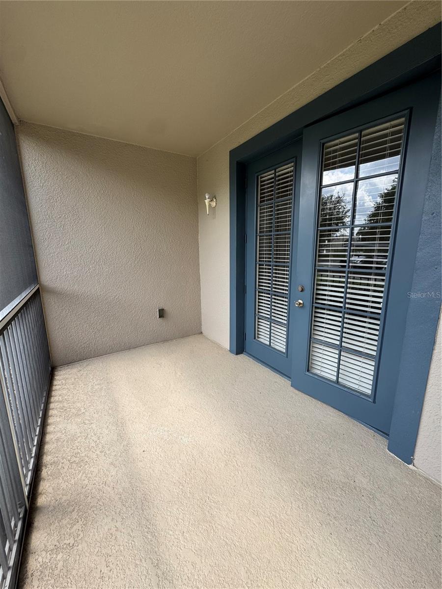 FLORA RIDGE CONDO PH 7 BLDG 12 - Residential