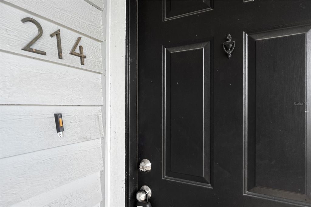 Photo of 3711 W Iowa Avenue #214, Tampa, FL 33611 (MLS # TB8350490)