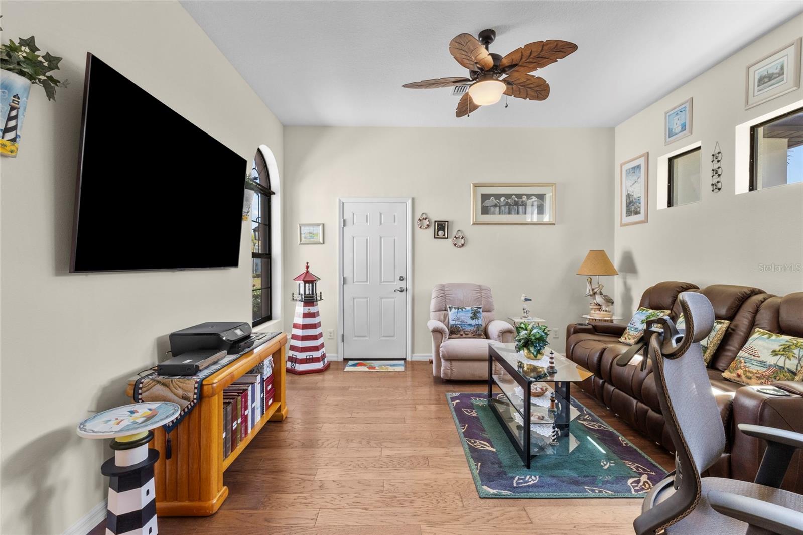 HARBOUR WALK - Residential