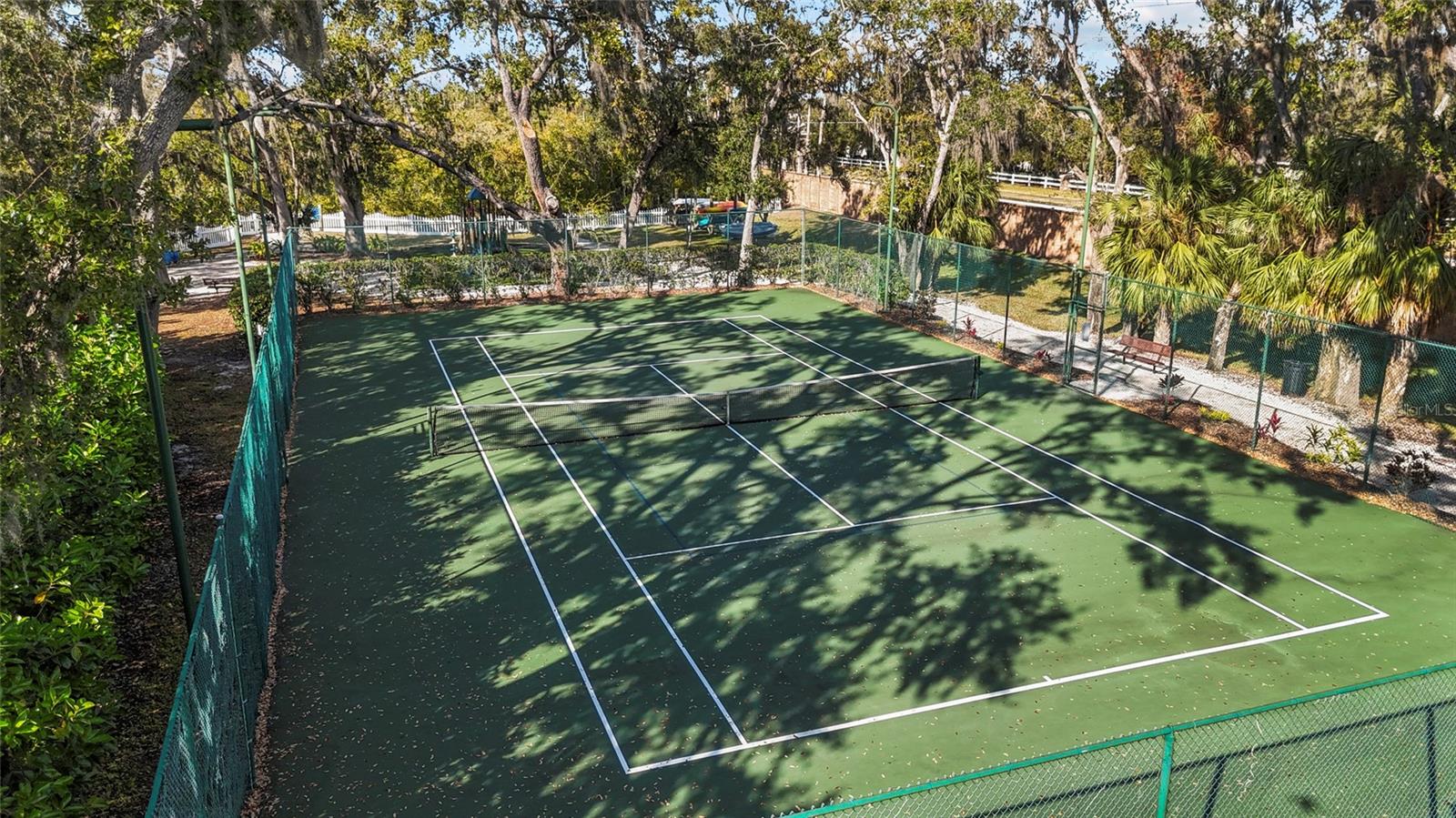 HARBOUR WALK - Residential