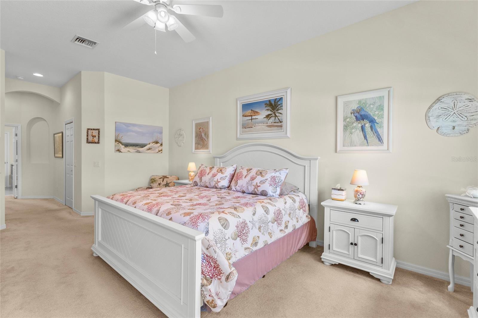 HARBOUR WALK - Residential