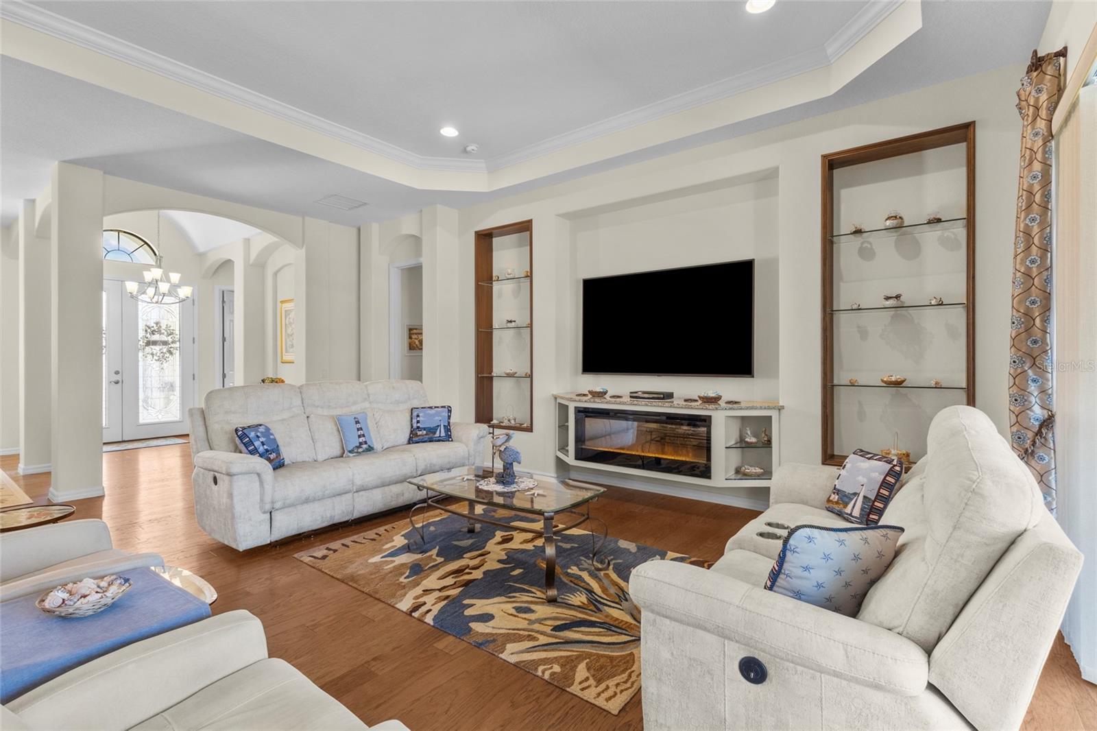 HARBOUR WALK - Residential