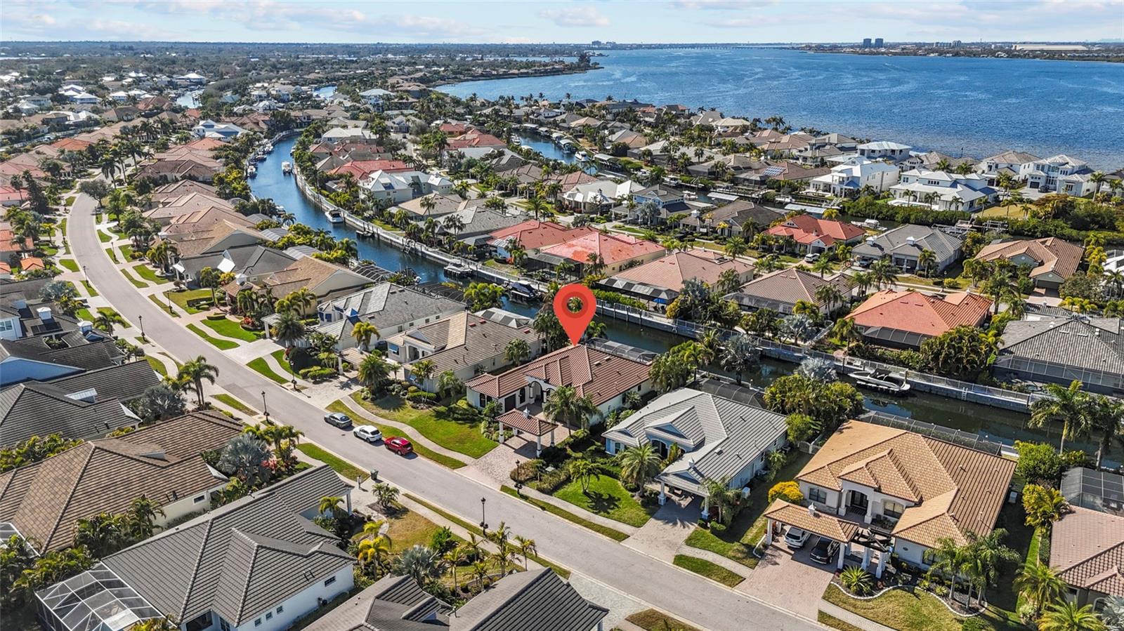 HARBOUR WALK - Residential