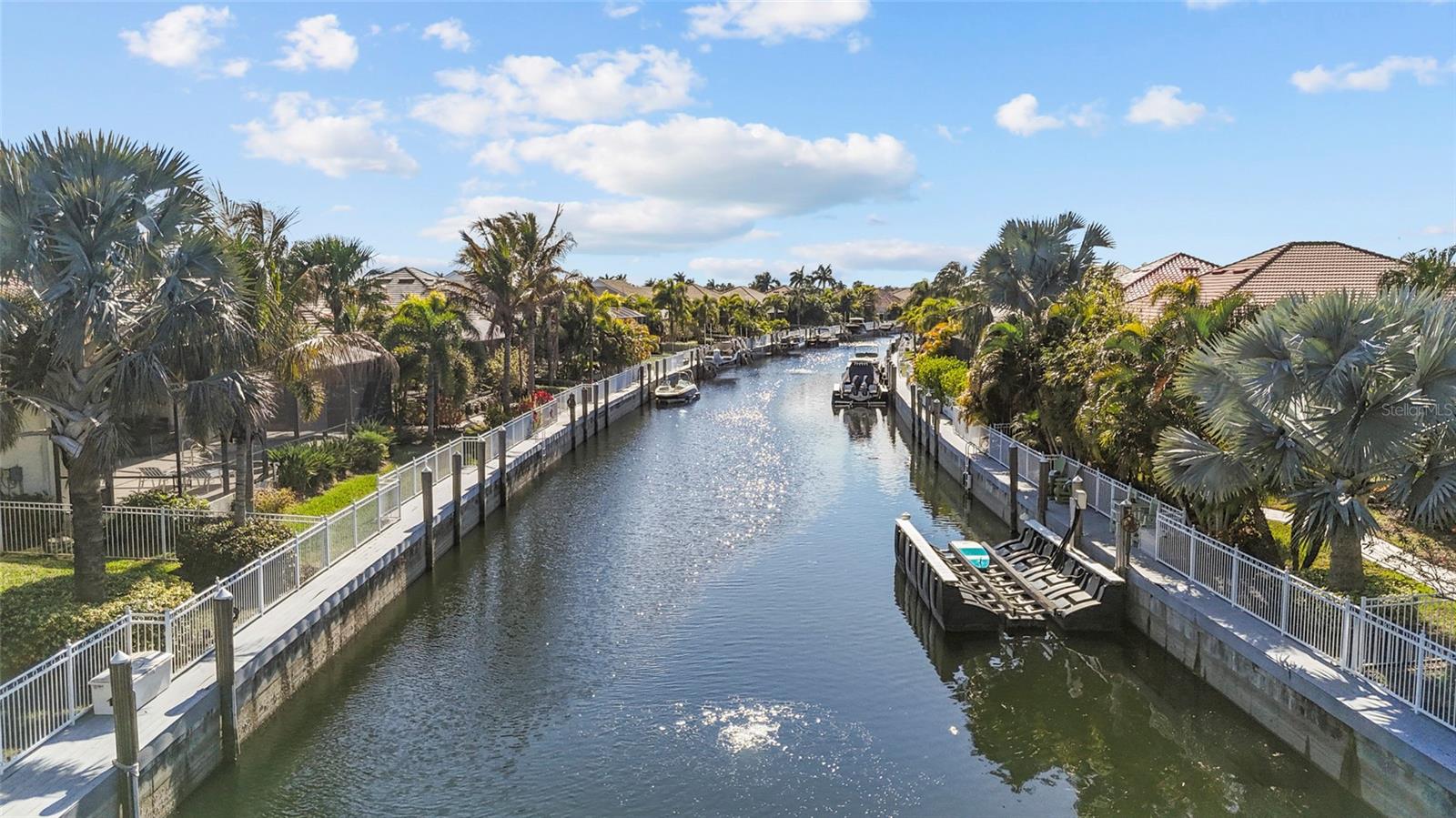 HARBOUR WALK - Residential