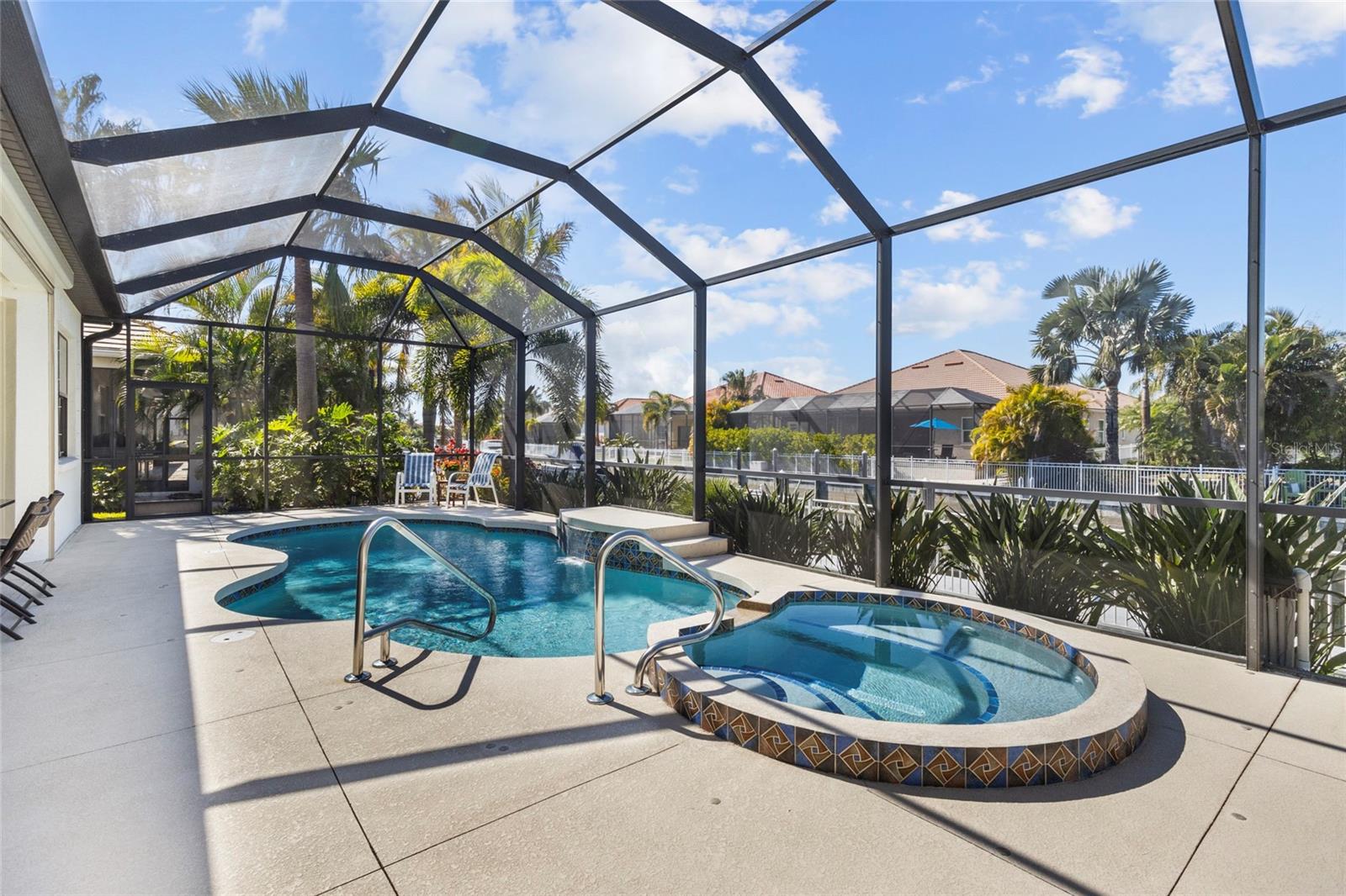 HARBOUR WALK - Residential