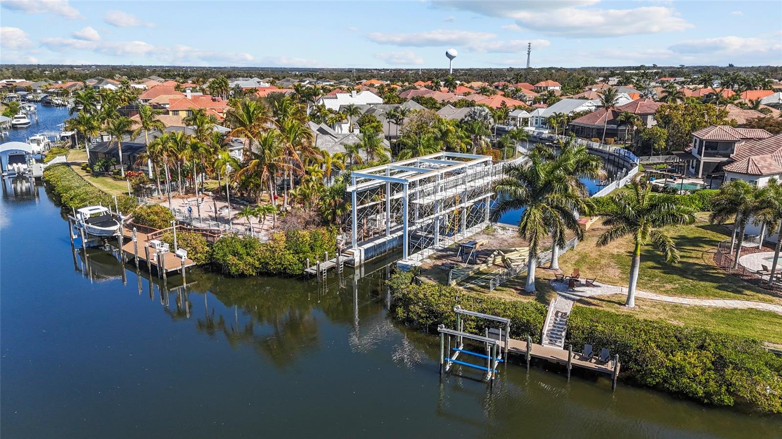 HARBOUR WALK - Residential