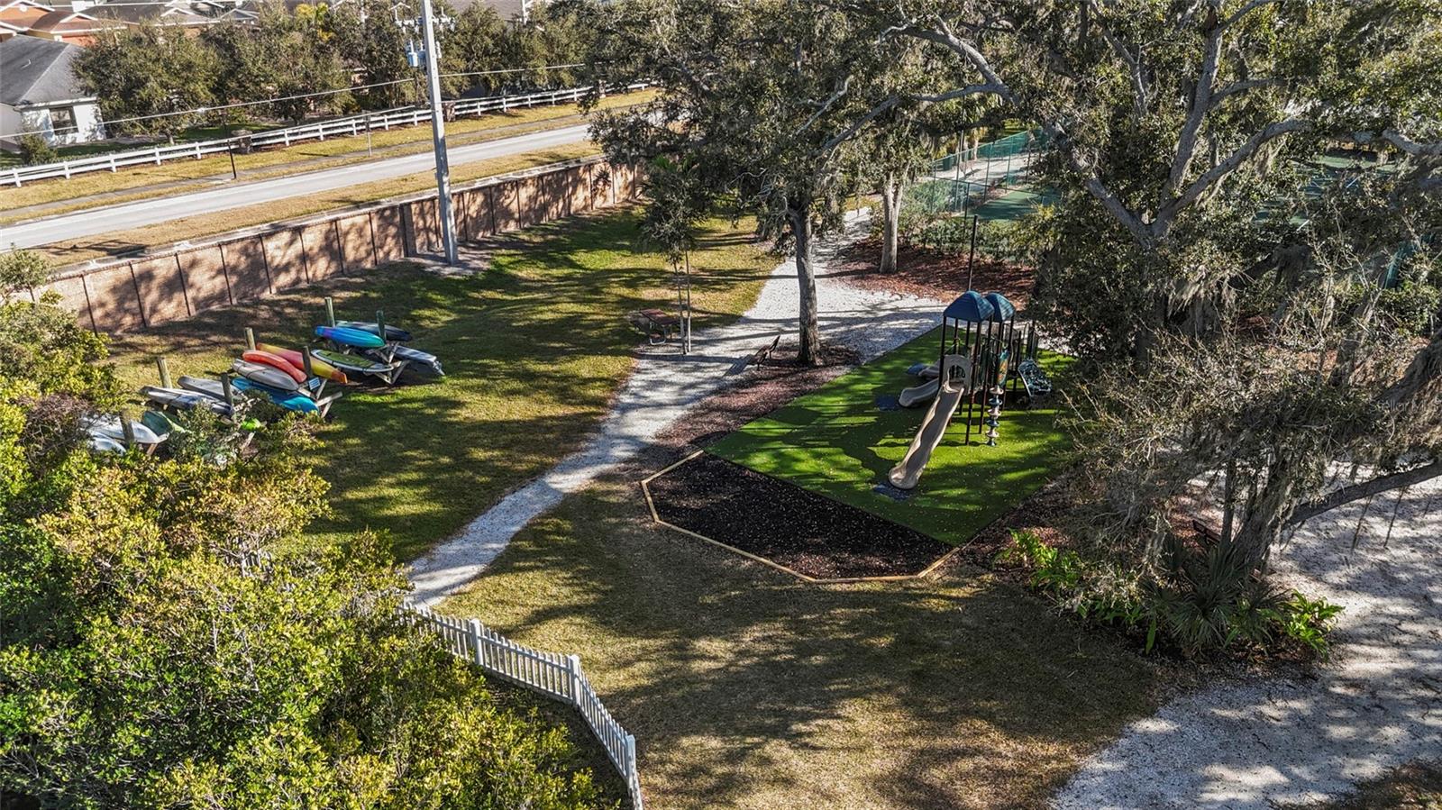 HARBOUR WALK - Residential