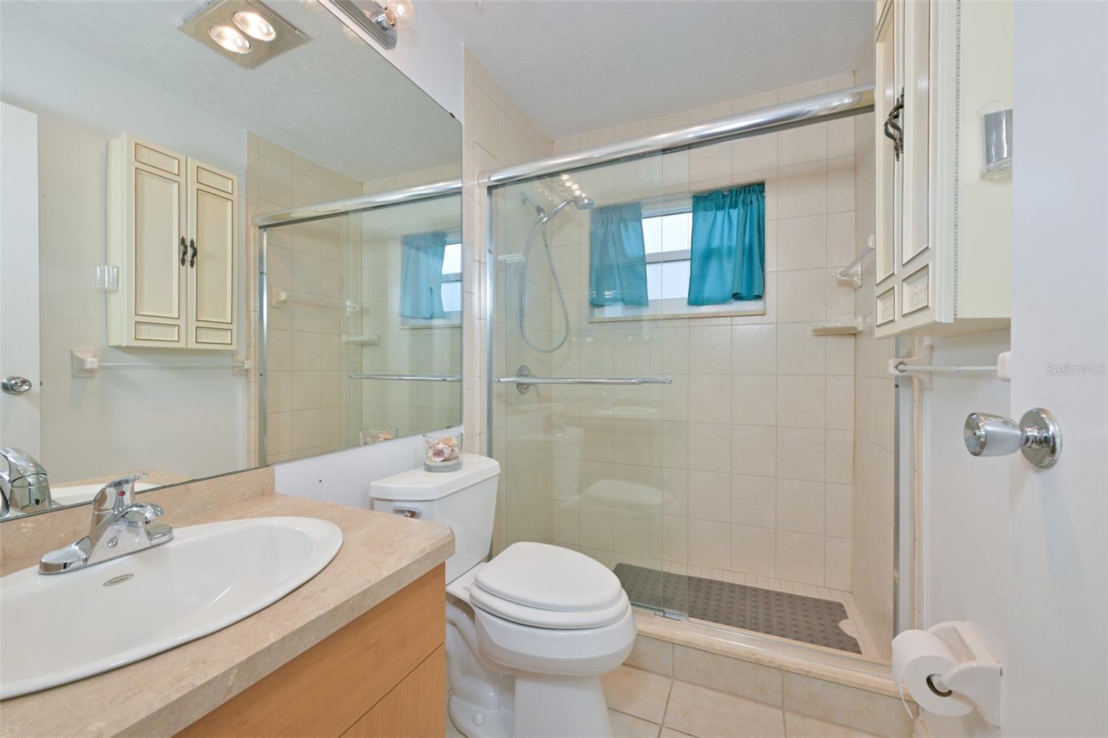 CAMBRIDGE H CONDO - Residential