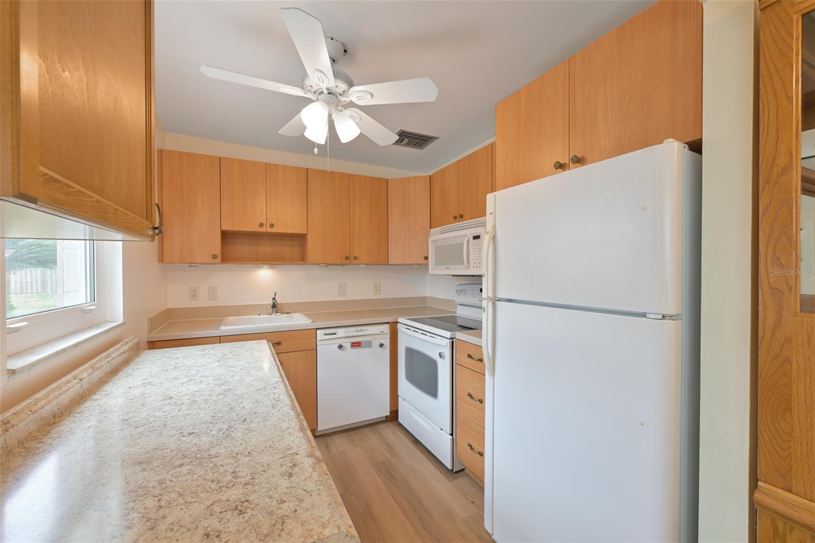 CAMBRIDGE H CONDO - Residential