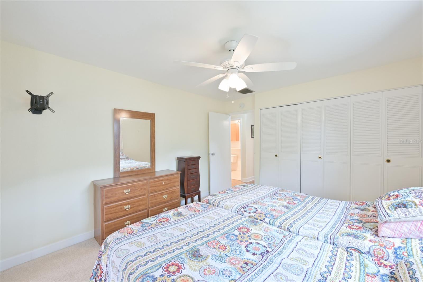 CAMBRIDGE H CONDO - Residential