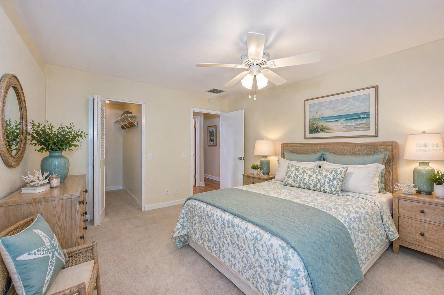 CAMBRIDGE H CONDO - Residential