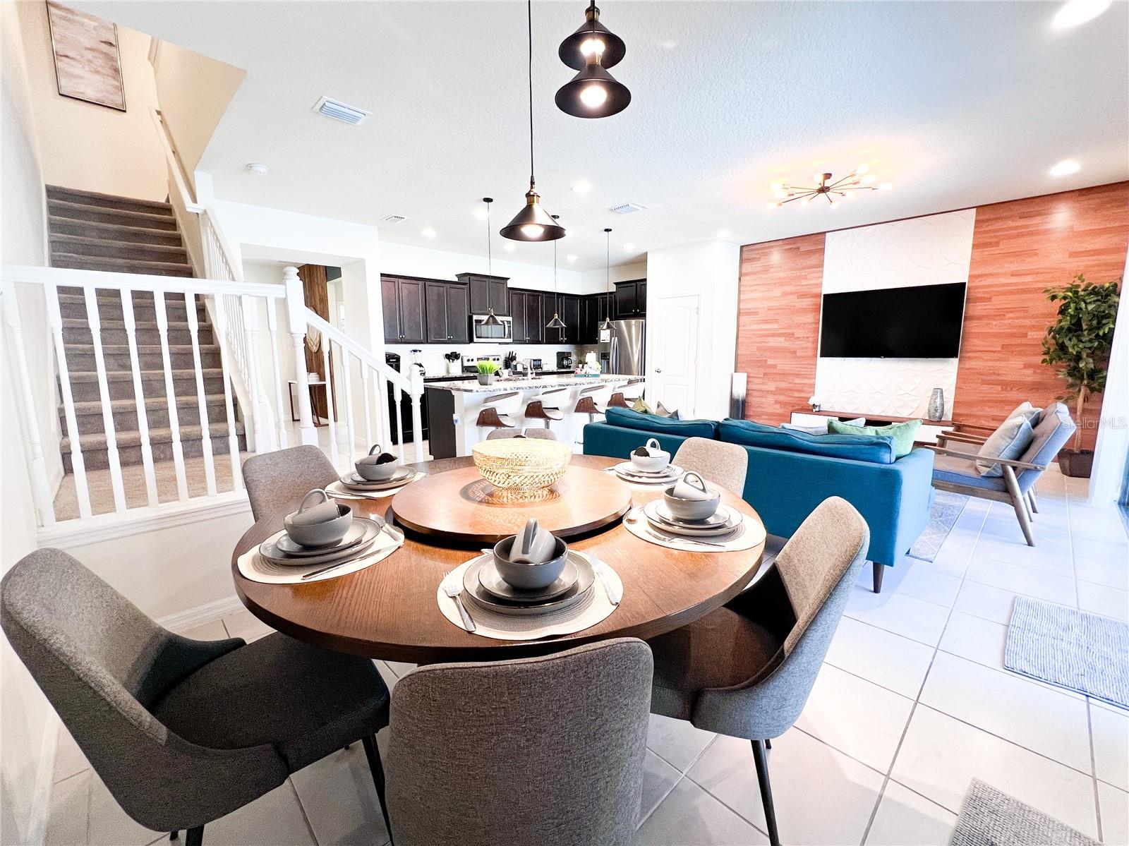 WINDSOR AT WESTSIDE PH 3 - Residential Lease