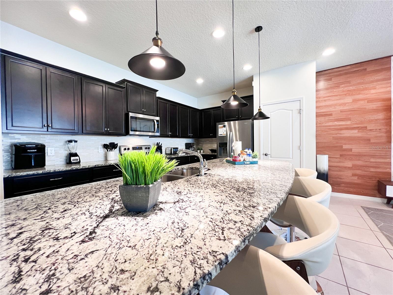 WINDSOR AT WESTSIDE PH 3 - Residential Lease