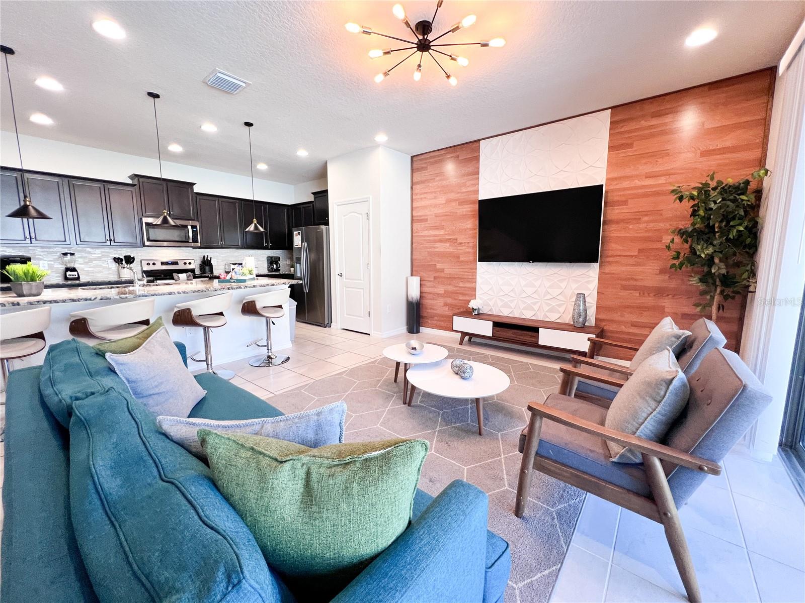 WINDSOR AT WESTSIDE PH 3 - Residential Lease