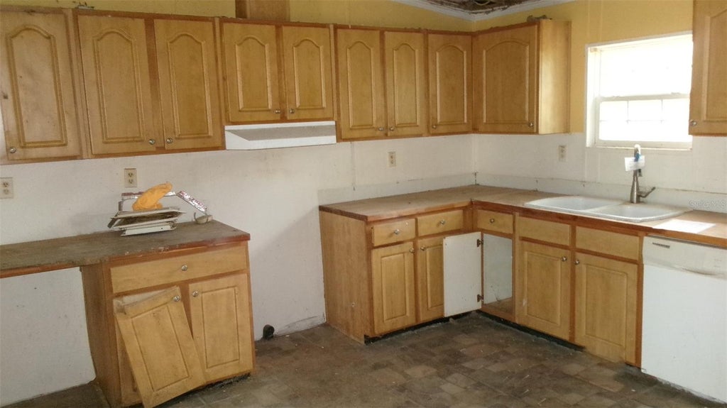 Photo of 15532 Mango Drive, Punta Gorda, FL 33955 (MLS # C7527830)