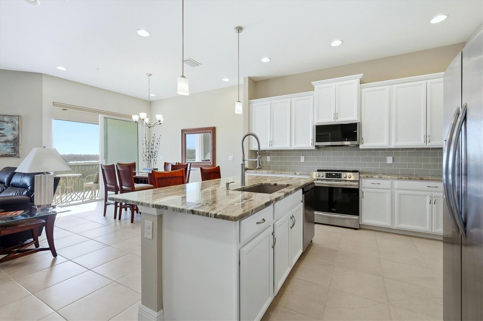 LANDINGS CORAL CRK - Residential