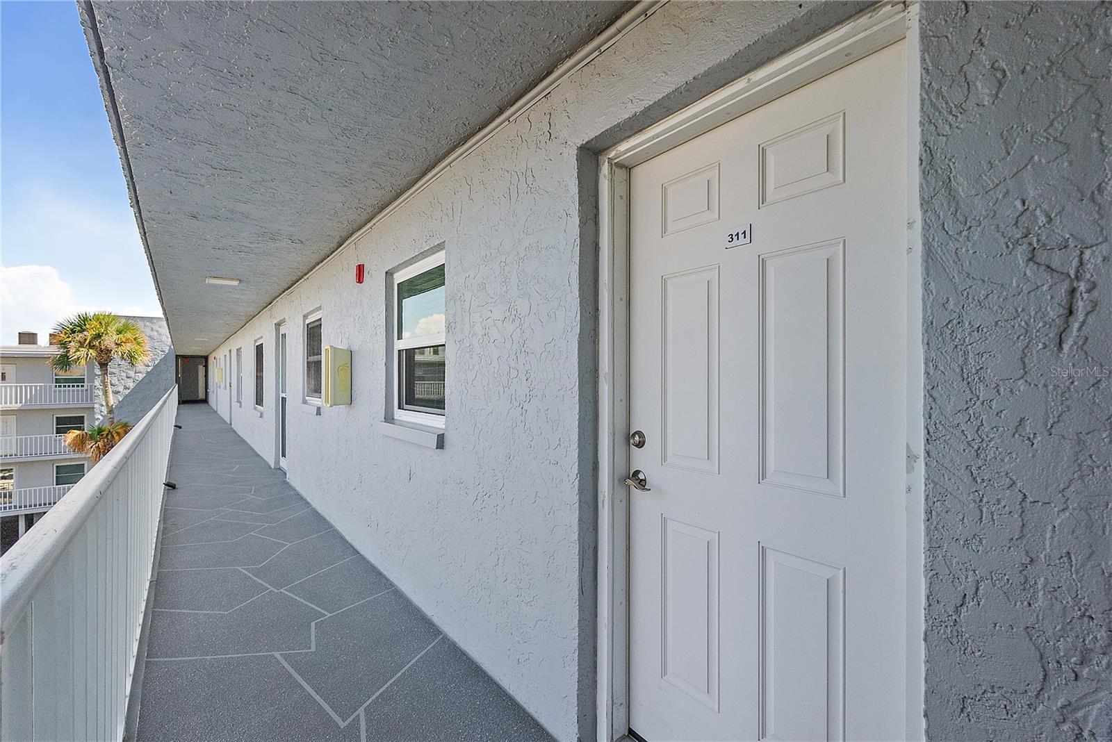 TIERRA I CONDO - Residential