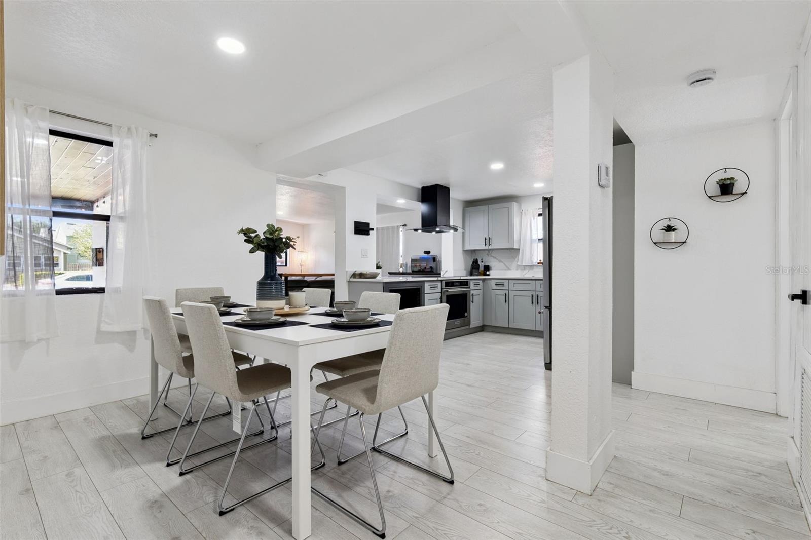 ALTALOMA HEIGHTS - Residential