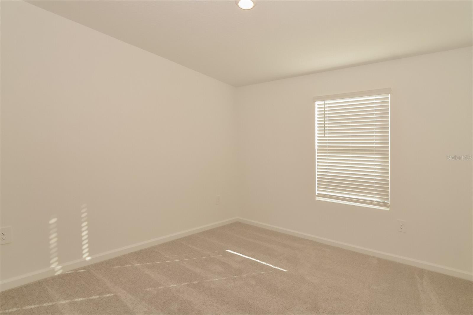 PEACE CRK RESERVE - Residential Lease