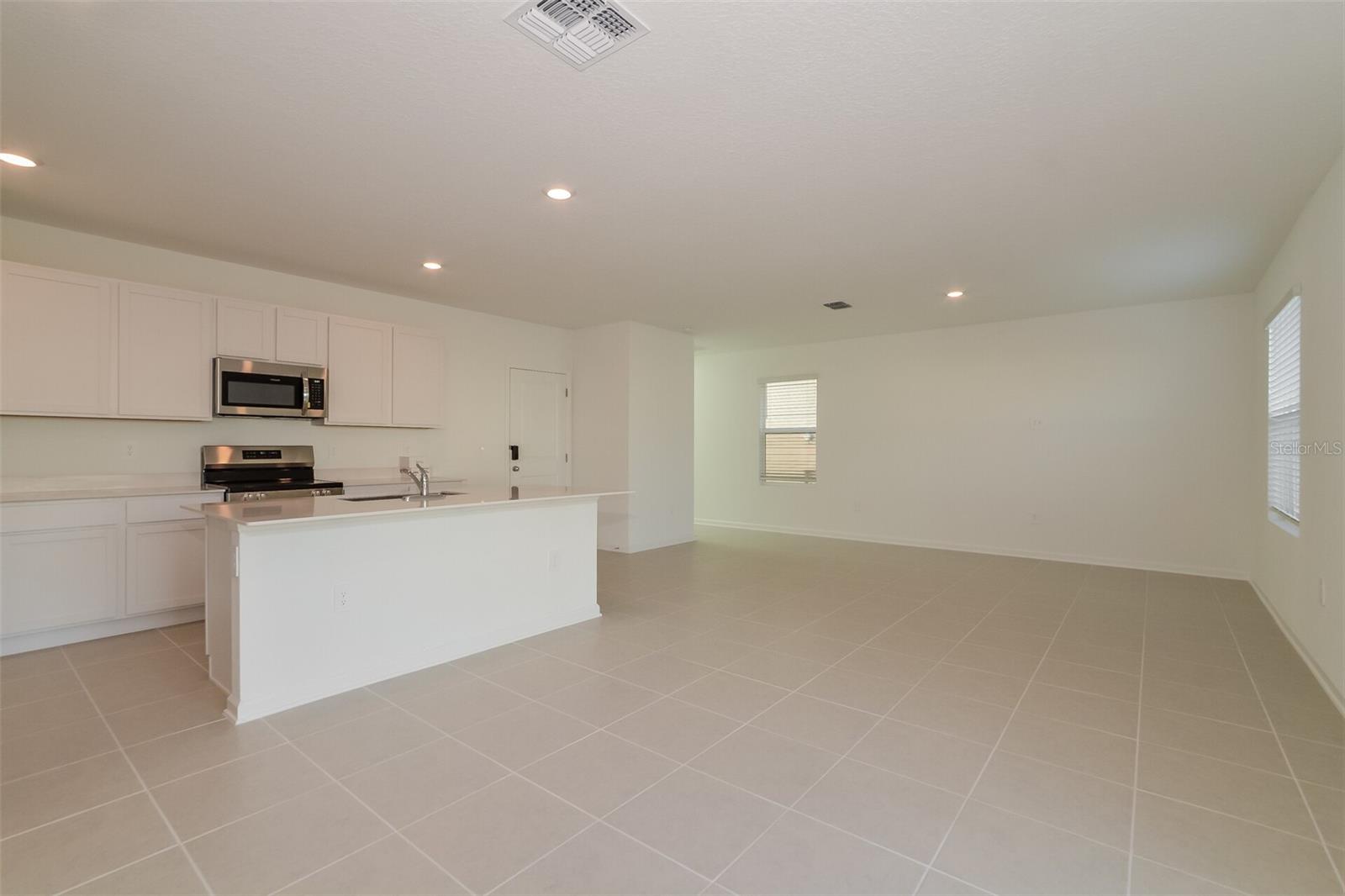 PEACE CRK RESERVE - Residential Lease